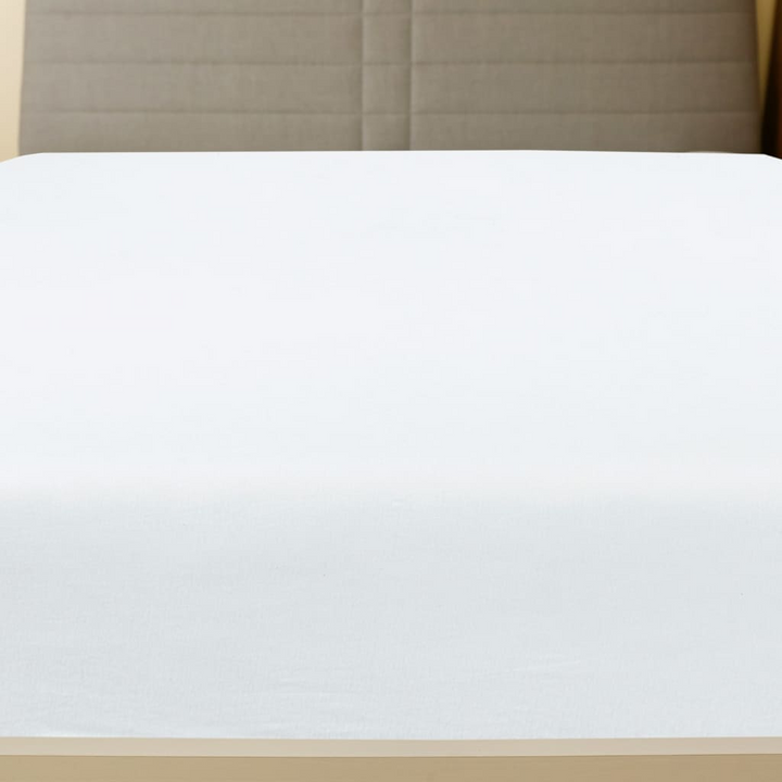 Jersey Fitted Sheet in White 100x200 cm - Soft 100% Cotton, Breathable & Durable Bedding - Premium  from Home Treasures - Just £19.99! Shop now at Home Treasures