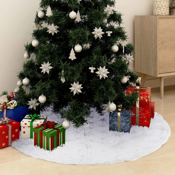 Luxury White Christmas Tree Skirt - 122 cm - Faux Fur, Embroidered Snowflakes, Elegant Holiday Decor - Premium  from Home Treasures - Just £27.99! Shop now at Home Treasures