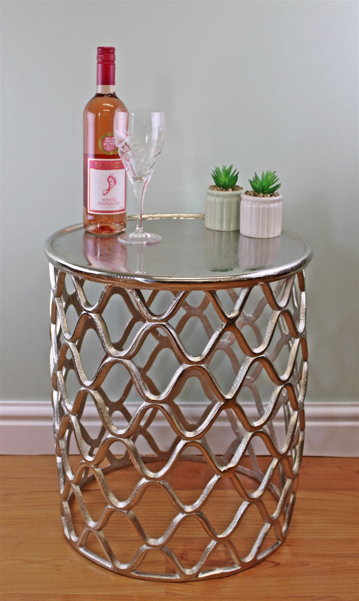 Elegant Decorative Metal Side Table in Silver - Stylish Design for Living Room & Hallway - Premium  from Home Treasures - Just £162.99! Shop now at Home Treasures