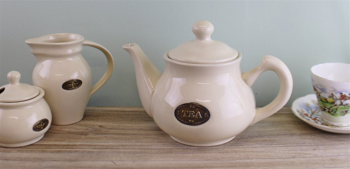 Country Cottage Cream Ceramic Teapot | Rustic High-Quality Design - Premium  from Home Treasures - Just £18.99! Shop now at Home Treasures