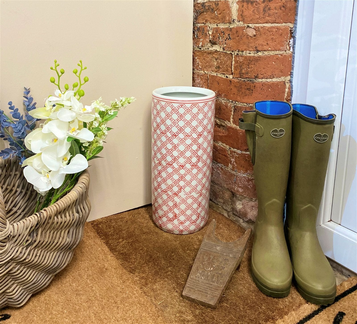 Red and White Daisy Chain Umbrella Stand - Stylish Ceramic Home Decor & Practical Storage Solution - Premium  from Home Treasures - Just £40.99! Shop now at Home Treasures