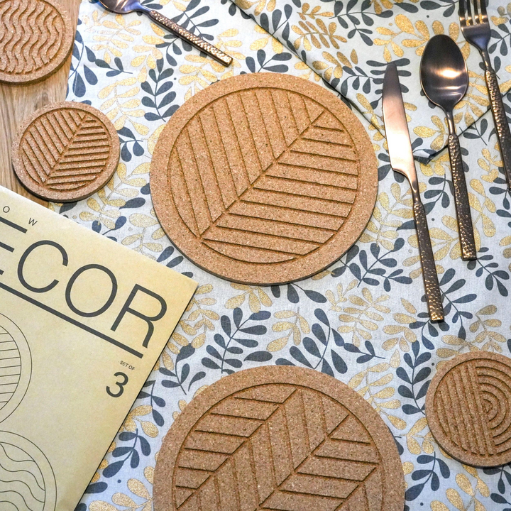 Great Flow - Set of 3 Cork Trivets (19 cm) | Elegant Nature-Inspired Design | Eco-Friendly Pot Plates & Coasters - Premium  from Home Treasures - Just £19.99! Shop now at Home Treasures